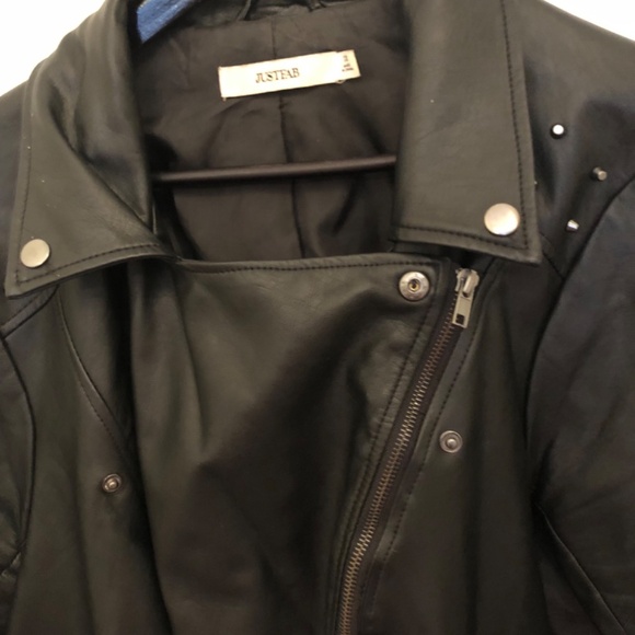 Just Fab size 1x polyester leather like bomber jacket, fun to wear, dress it up - Picture 4 of 8